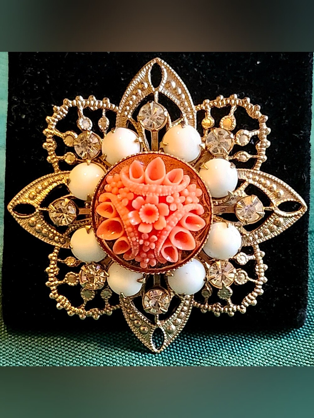 Vintage 1960s Carved Faux-Coral Celluloid & Filigree Jewelry Set - Picture 6 of 7